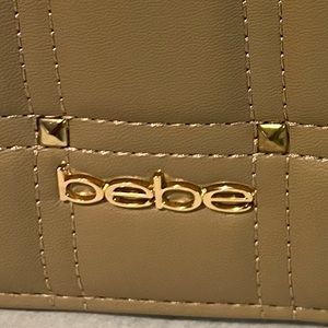 BEBE  chica stud  crossbody